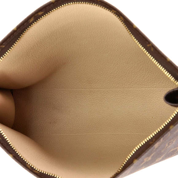 Louis Vuitton 26 Toiletry Pouch Monogram Canvas - Picture 5 of 6